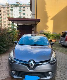 renault clio 1200