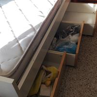 letto singolo con cassettoni e cassettiera 