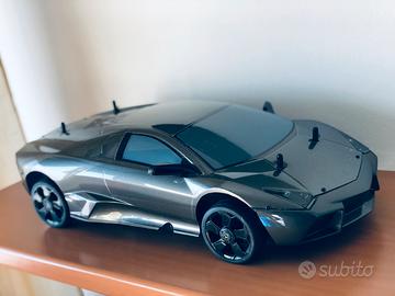 Lamborghini reventon motore a scoppio 100km/h