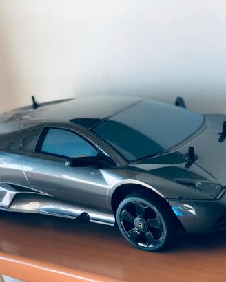 Lamborghini reventon motore a scoppio 100km/h