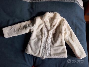 Giaccone da donna in pelliccia ecologica bianca