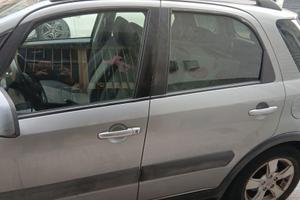 Auto suzuki sx4