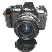 Nikon f 301

Con obiettivo Nikkor AF 35--70mm 