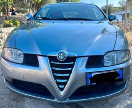 Alfa romeo gt - 2005
