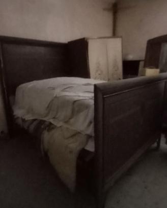 Letto antico