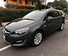 Opel astra 1.6 CDTI SPORTS TOURER COSMO 2016