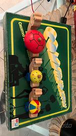 Gioco in legno vimtage