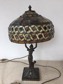 Lampada stile Liberty