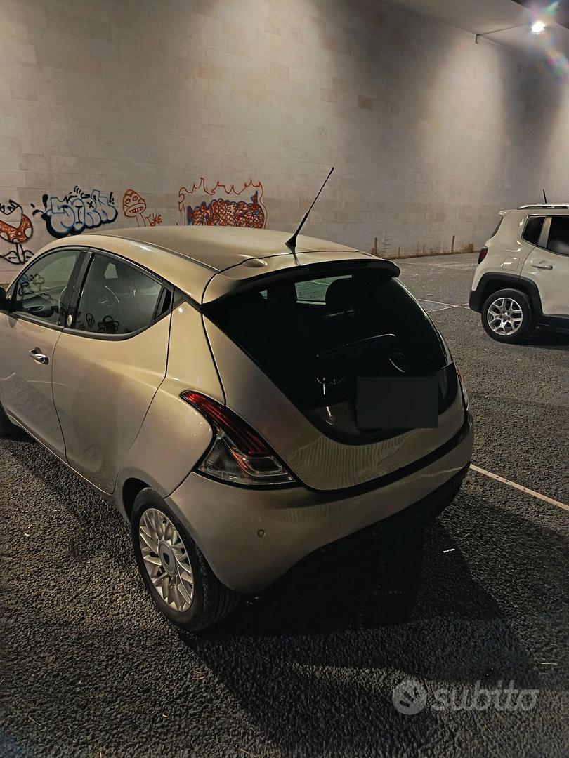 Lancia Ypsilon 2014 photo 3