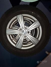 gomme invernali con cerchi in lega 