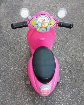vespa chicco rosa