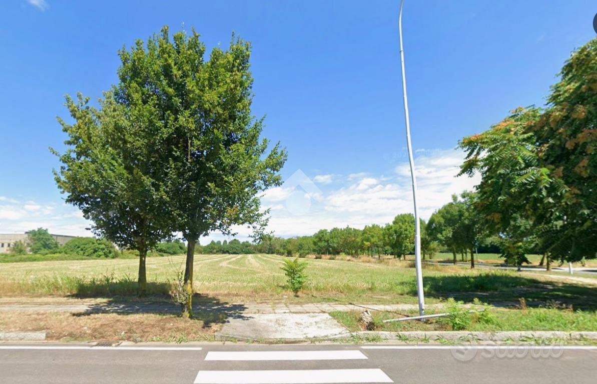 TERRENO A BUSTO ARSIZIO - Vista 4