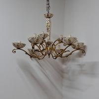Lampadario Vintage in Ottone e Ceramica Decorata -