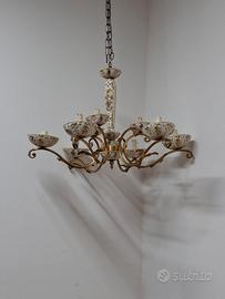 Lampadario Vintage in Ottone e Ceramica Decorata -