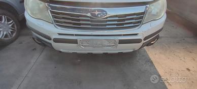 SUBARU FORESTER 2010 PARAURTI ANTERIORE