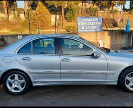 MERCEDES Classe C220 CDI Berlina Avantgarde- 2000