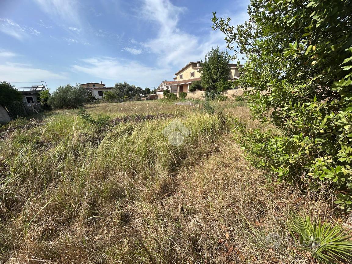 TER. RESIDENZIALE A APRILIA - Vista 4