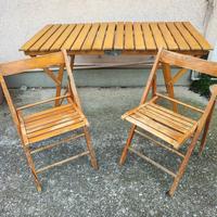 tavolo e sedie pieghevoli