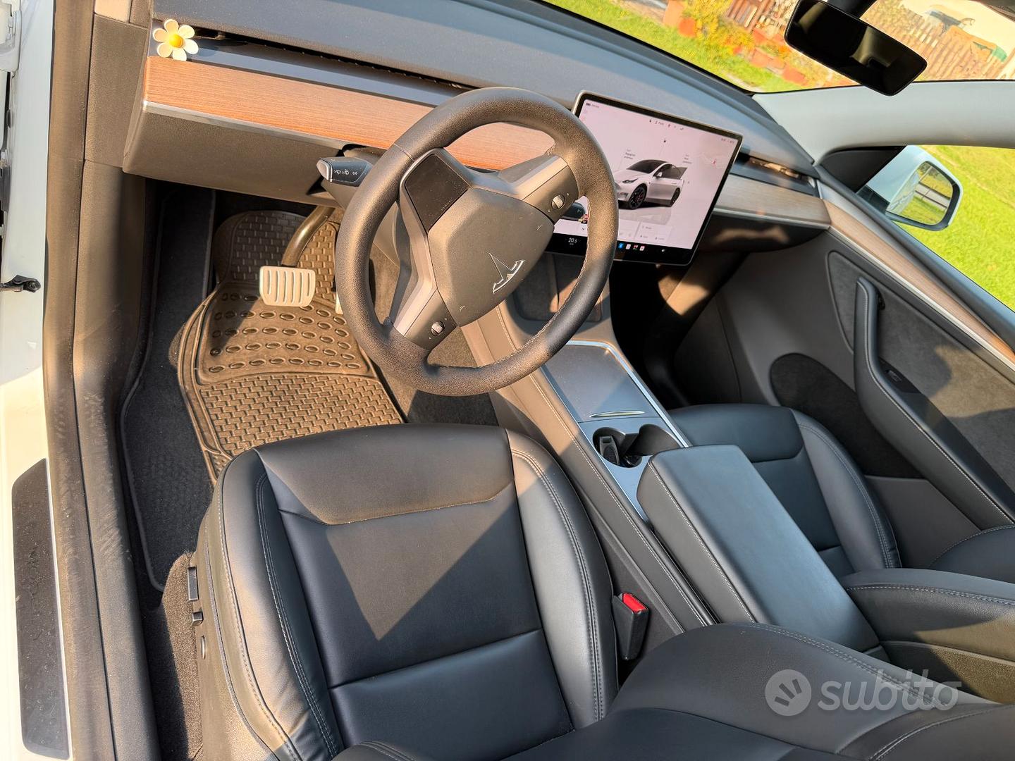 Tesla Model Y 2022 photo 3