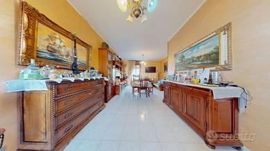 Ampio 5 locali, Via Rivarossa 10, Barriera di Mila