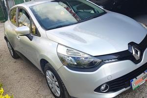 Renault Clio 1.5 dCi 75CV