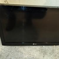 Televisione LG 22 " 