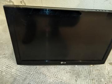 Televisione LG 22 " 