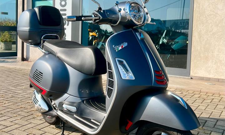 VESPA GTS 300 HPE +CONSEGNA A DOMICILIO ITALIA
