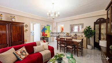 Elegante e luminoso 5 vani con posto auto