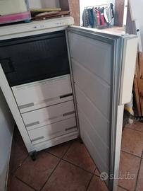 CONGELATORE A CASSETTI