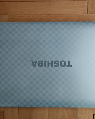 PC Toshiba Satellite L750D