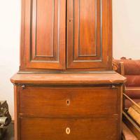 Credenza in Noce Epoca '800 con Sopralzo – Eleganz