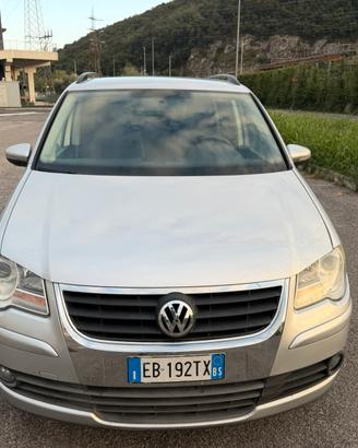 Volkswagen touran metano euro 5