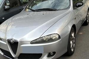 Alfa Romeo 147 - 1.9 JTD - 150 CV