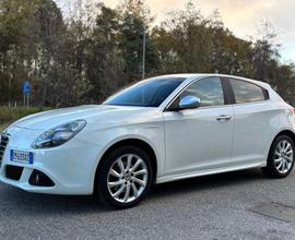 Alfa Romeo Giulietta 2.0 JTDm-2 140 CV Distinctive