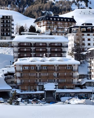 Alloggio sestriere centro, fronte piste