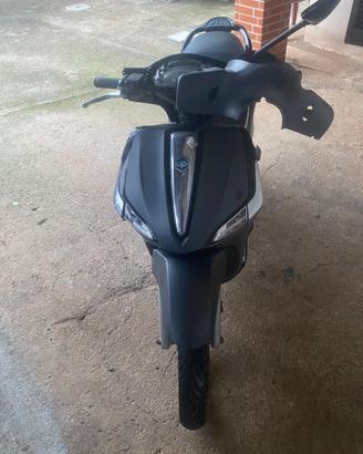 Piaggio Liberty 50 INCIDENTATO (per ricambi )