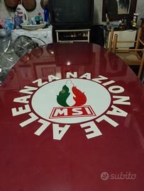 tavolo ovale anni 90 con logo   MSI