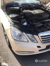 Mercedes classe e 220 cdi 2012 ricambi