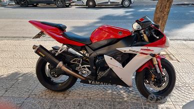 Yamaha YZF R1 - 2002