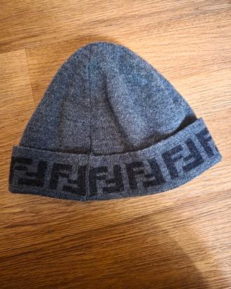 Cappello Fendi originale