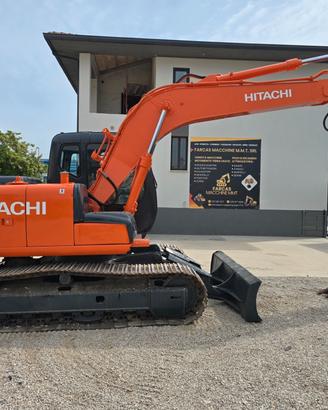 Miniescavatore Hitachi ZX110