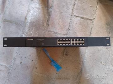 switch Gigabit 16 Porte Intellinet Rack Mount