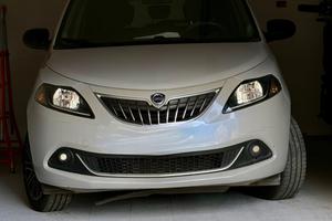 Lancia Ypsilon Ibrida