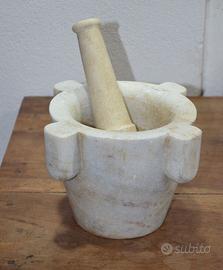 GRANDE MORTAIO D'EPOCA IN MARMO CON PESTELLO 7 kg