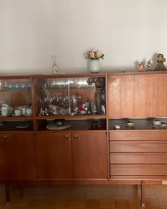 Mobile svedese vintage con tavolo e sei sedie tek