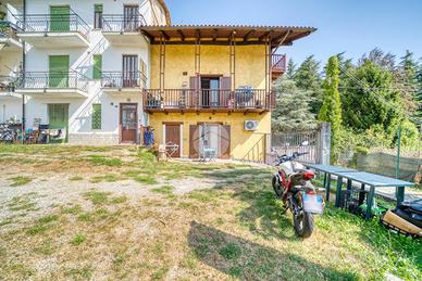 CASA SEMINDIPENDENTE A COAZZE