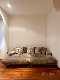 Divanone di design Valdichienti in suède