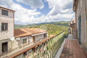 3 LOCALI A MORICONE
