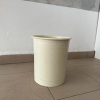 In blocco: cestini gettacarte in plastica